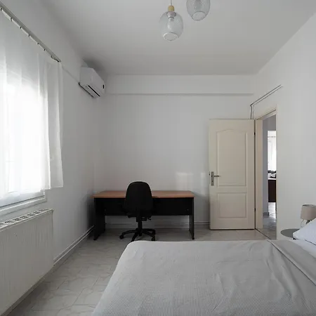 Emelia By The Sea - Apartman